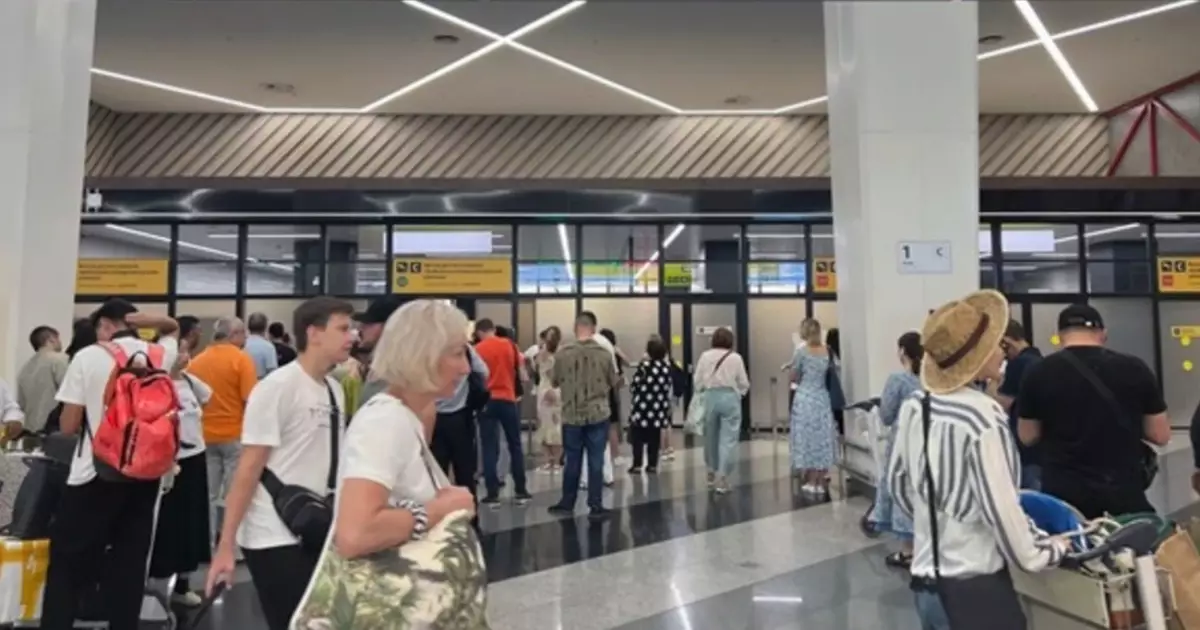 Закриття трьох аеропортів у Москві через дрони