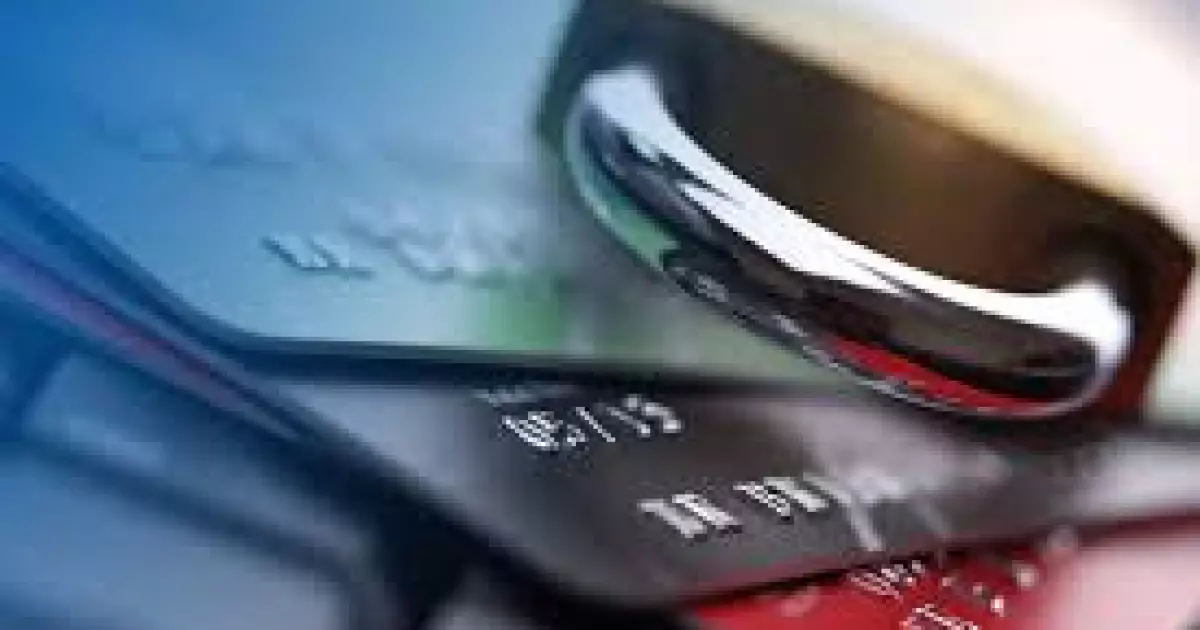 Банк заблокував рахунок Шредера через гроші з росії