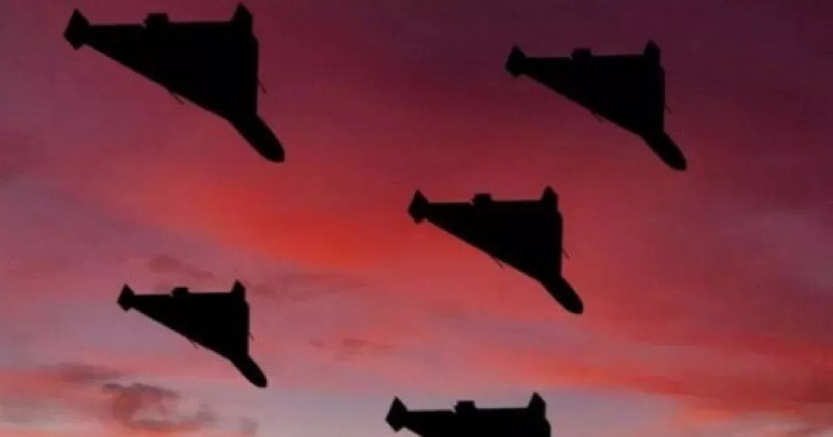 Летять на Київ: низка дронів атакує Україну, названа траєкторія польоту