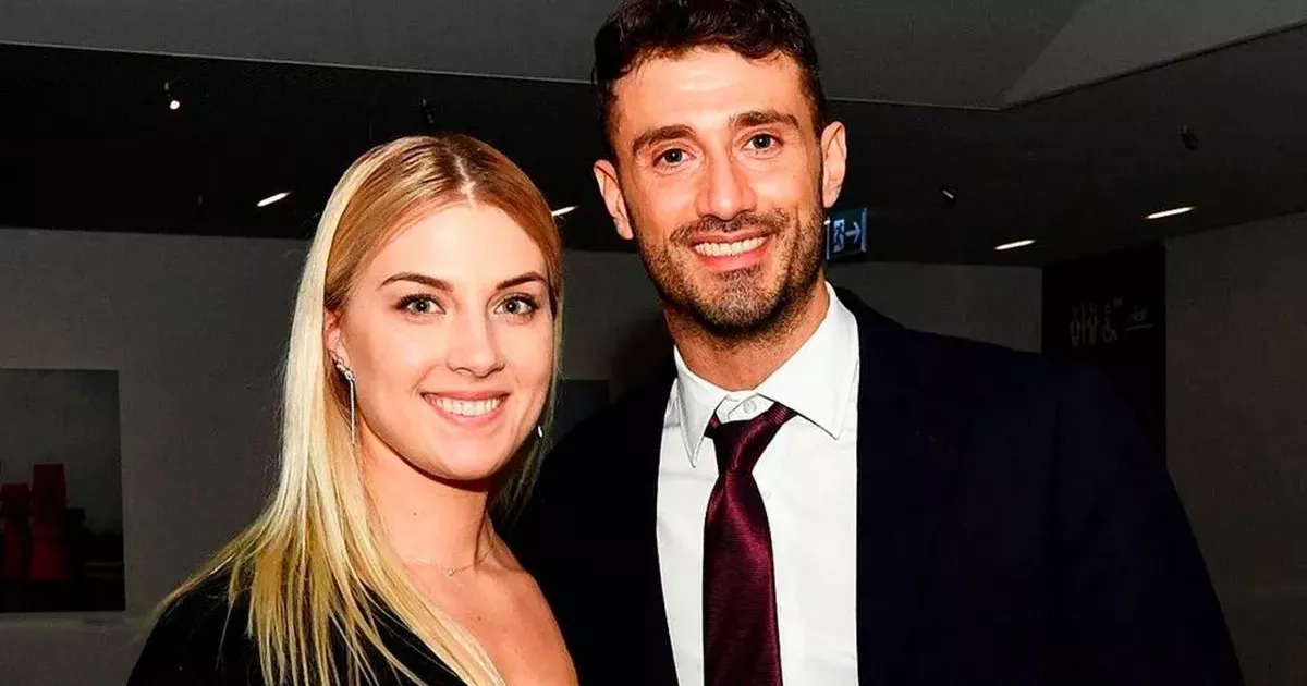 35-річна Ольга Харлан вагітна первістком від нареченого-італійця — подробиці