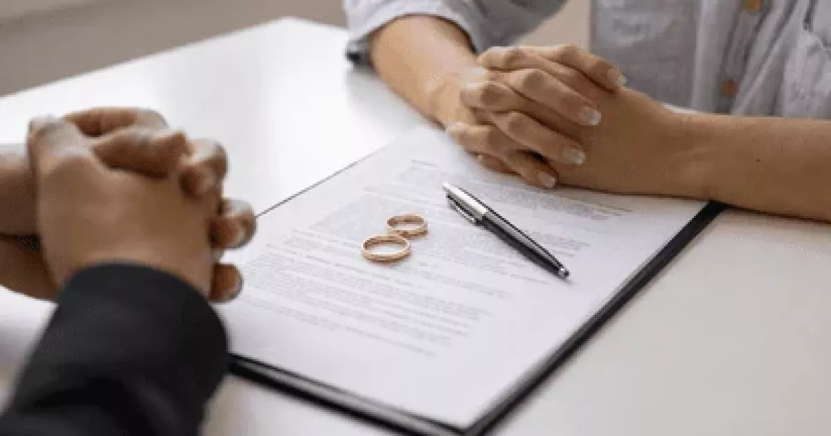 Шлюб від 14 років в Україні "завертають": що пішло не так з ініціативою