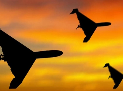 Київ під масованою атакою: пошкоджені будинки, рятувальники на місці