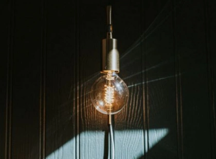 Відключення світла 13 лютого: які графіки застосують — повний список