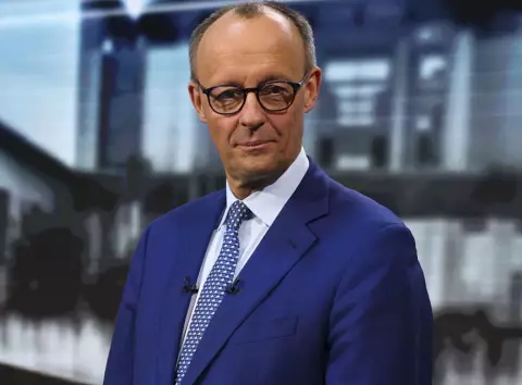 Україна може наносити удари вглиб росії: заява Мерца