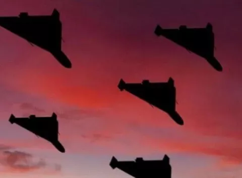 Летять на Київ: низка дронів атакує Україну, названа траєкторія польоту