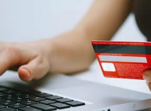 Слова, які дратують банки: за що можуть заблокувати рахунок