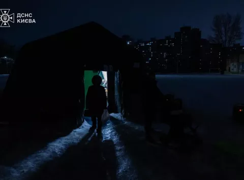 Відключення світла 8 лютого: актуальні графіки для всіх областей