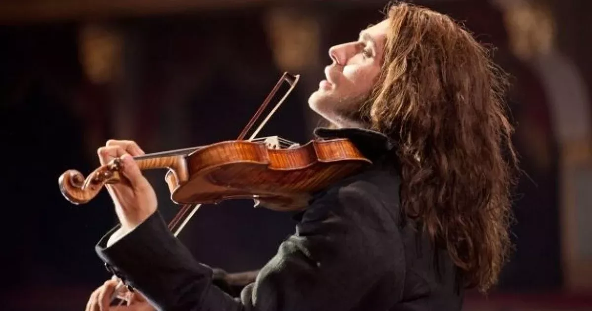 Чому пісні постійно застрягають у голові: вчені розгадали цю таємницю