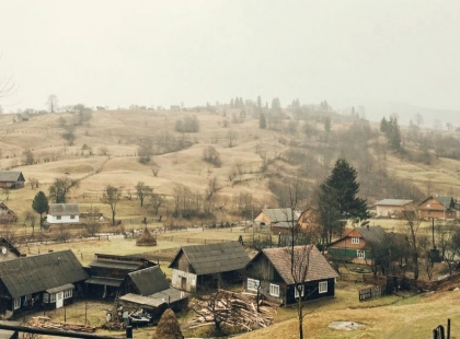 Зеленський пообіцяв повернути людей в українські села — що робитиме