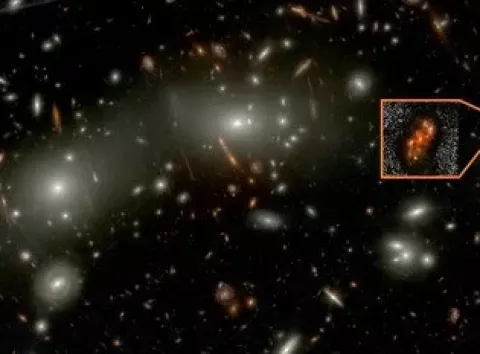 Телескоп виявив масивну галактику, що припинила народжувати зірки — вчені здивовані